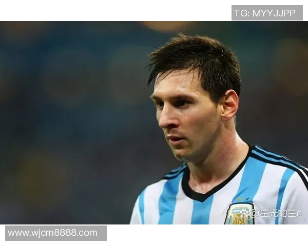 不合常理的足球明星如何颠覆传统定义与球场表现的界限